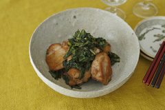 鶏肉と春菊のソテー