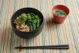 鶏そぼろと菜の花ご飯