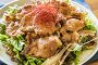 豚のショウガ焼きのっけサラダ
