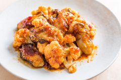 カキとカリフラワーの辛味炒め