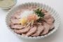 塩麹蒸し豚の香味野菜のせ